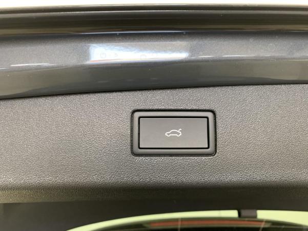 Vente en ligne Volkswagen Tiguan 1.5 eTSI 150CV DSG7 LIFE PLUS au prix de 40 660 €