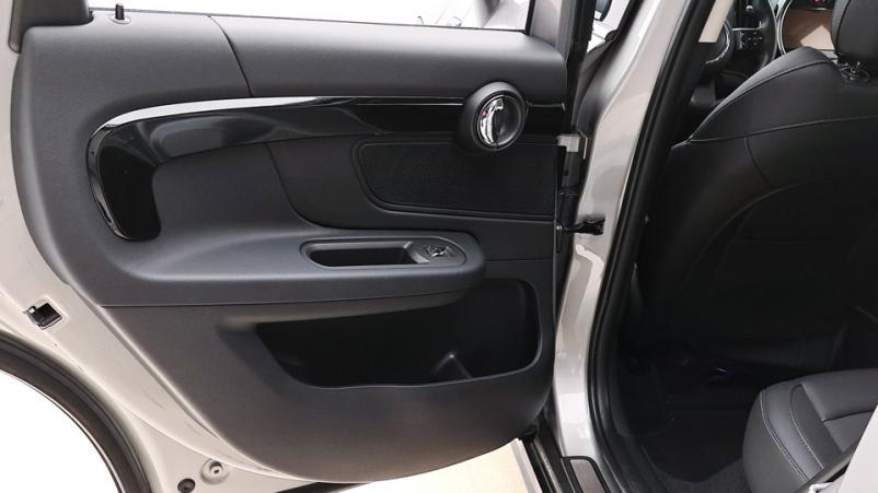 Vente en ligne Mini Countryman  1.5  136ch Automatique/7 Cooper au prix de 32 280 €