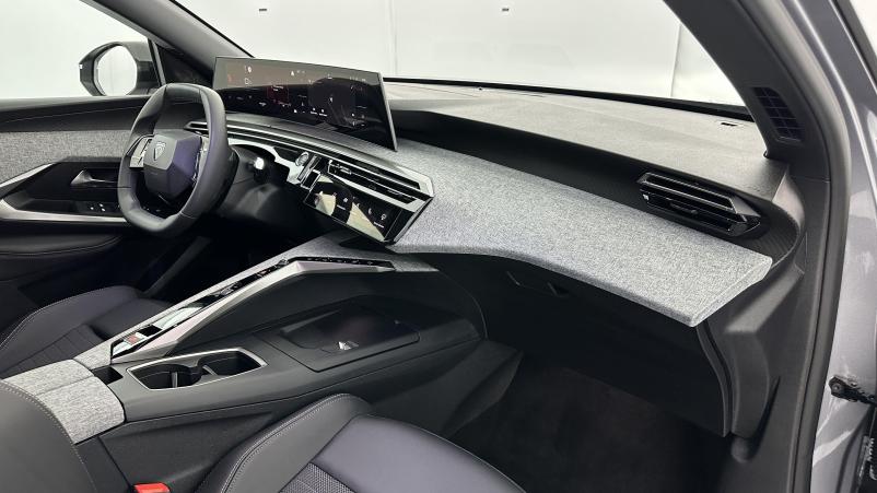Vente en ligne Peugeot 3008 3008 1.2 Hybrid 136ch Allure e-DCS6 au prix de 30 110 €