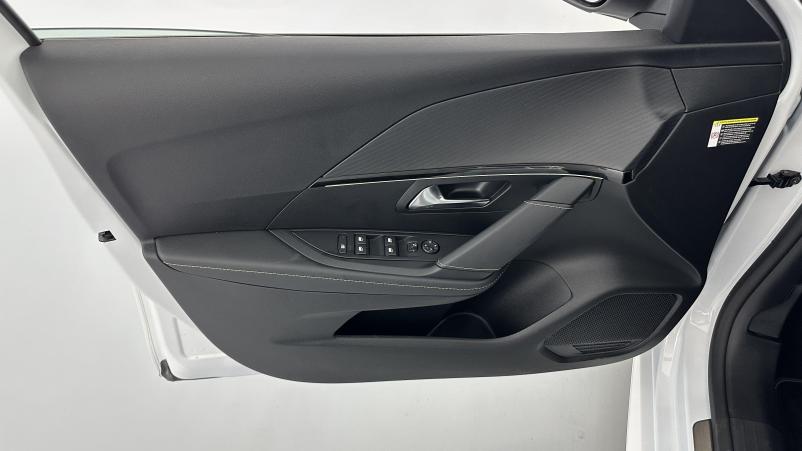 Vente en ligne Peugeot 208 208 II 1.2 PureTech 100ch GT au prix de 20 400 €