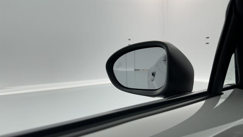 Vente en ligne Mazda MX-5 Mx-5 roadster 1.5 SKYACTIV-G 132ch Kazari au prix de 35 000 €