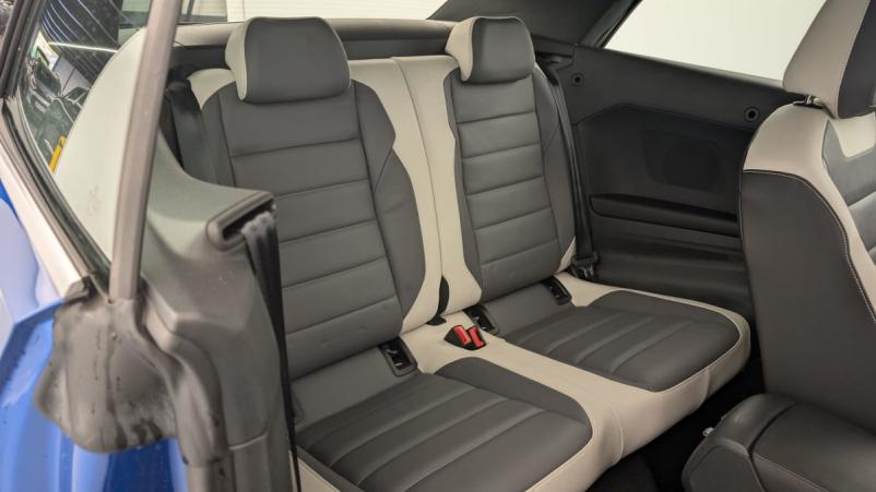 Vente en ligne Volkswagen T-Roc Cabriolet 1.5 TSI EVO 150 Start Stop DSG7 Style au prix de 28 510 €
