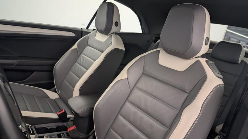 Vente en ligne Volkswagen T-Roc Cabriolet 1.5 TSI EVO 150 Start Stop DSG7 Style au prix de 28 510 €