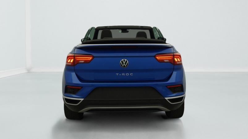 Vente en ligne Volkswagen T-Roc Cabriolet 1.0 TSI 110 Start Stop BVM6 Style au prix de 25 420 €