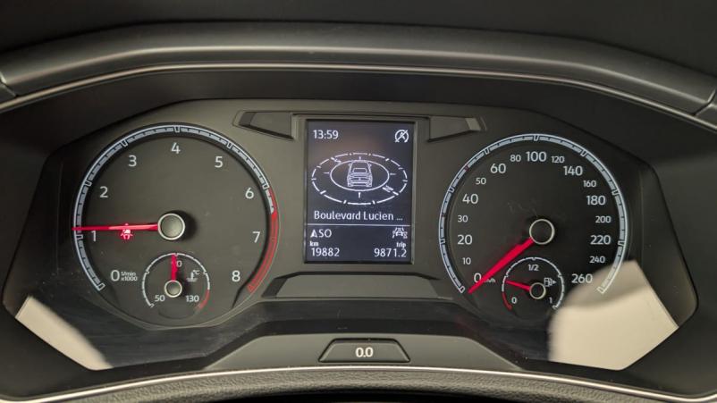 Vente en ligne Volkswagen T-Roc Cabriolet 1.0 TSI 110 Start Stop BVM6 Style au prix de 25 420 €