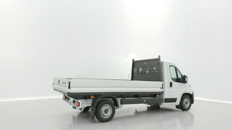 Vente en ligne Fiat Ducato Fourgon Ducato plateau ridelles sc 3.5 L Maxi 140ch au prix de 36 180 €
