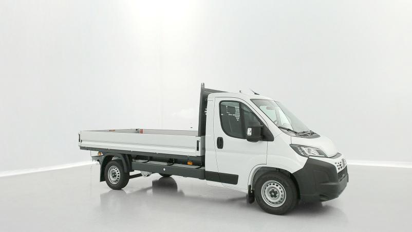Vente en ligne Fiat Ducato Fourgon Ducato plateau ridelles sc 3.5 L Maxi 140ch au prix de 36 180 €