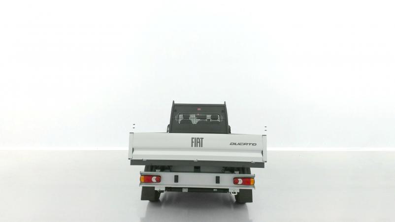 Vente en ligne Fiat Ducato Fourgon Ducato plateau ridelles sc 3.5 L Maxi 140ch au prix de 36 180 €