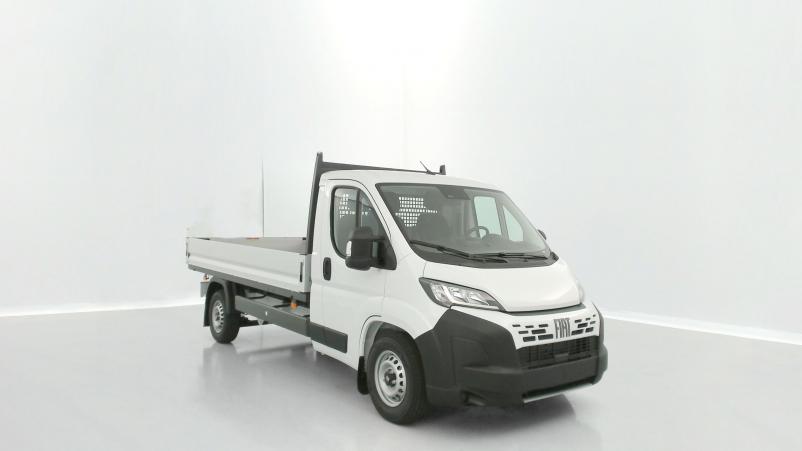 Vente en ligne Fiat Ducato Fourgon Ducato plateau ridelles sc 3.5 L Maxi 140ch au prix de 36 180 €