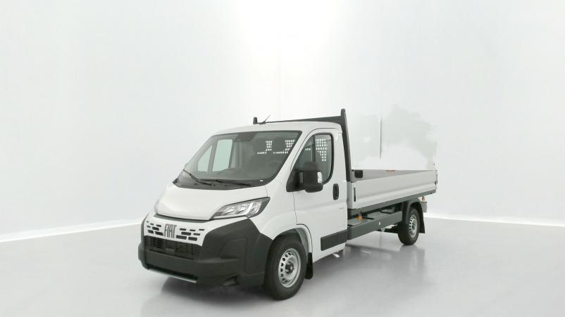 Vente en ligne Fiat Ducato Fourgon Ducato plateau ridelles sc 3.5 L Maxi 140ch au prix de 36 180 €