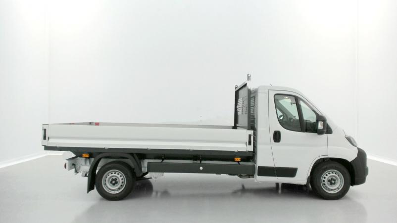 Vente en ligne Fiat Ducato Fourgon Ducato plateau ridelles sc 3.5 L Maxi 140ch au prix de 36 180 €