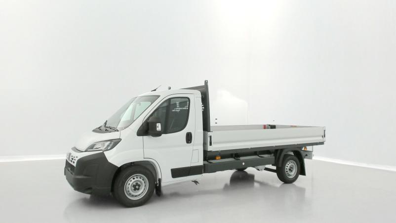 Vente en ligne Fiat Ducato Fourgon Ducato plateau ridelles sc 3.5 L Maxi 140ch au prix de 36 180 €