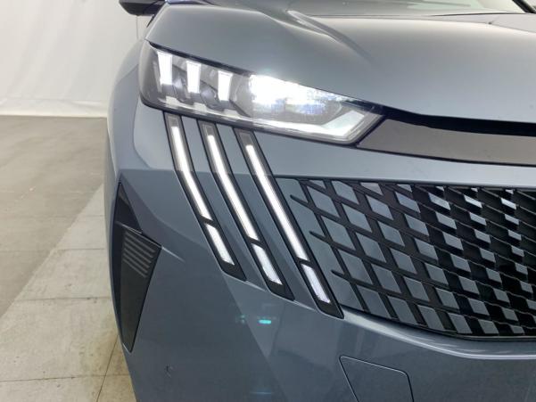 Vente en ligne Peugeot 5008 Hybrid 145 e-DCS6 GT au prix de 35 520 €
