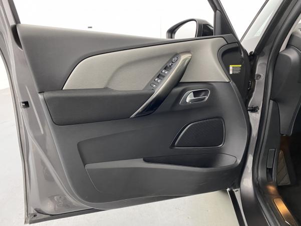 Vente en ligne Citroën Grand C4 Spacetourer BlueHDi 130ch Shine Pack EAT8 7 places Suréquipé au prix de 20 990 €