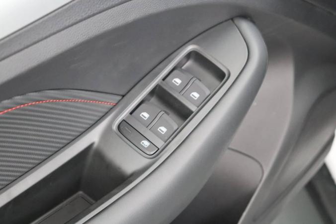 Vente en ligne Mg ZS AUTONOMIE STANDARD 51KWH - 130 KW 2WD LUXURY au prix de 22 650 €