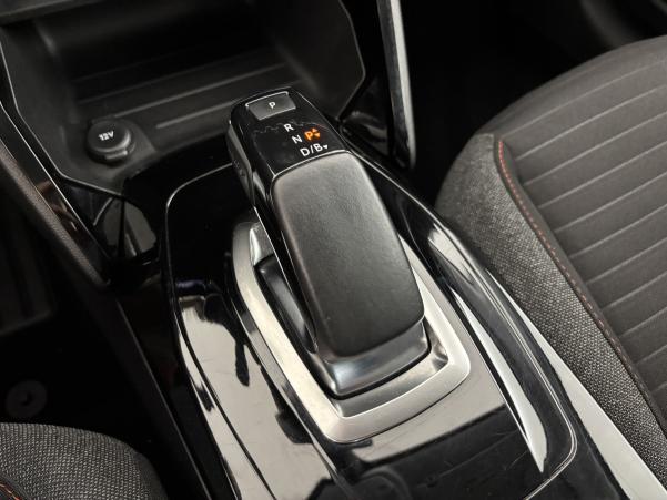 Vente en ligne Peugeot 208 e-208 136ch Active au prix de 12 990 €