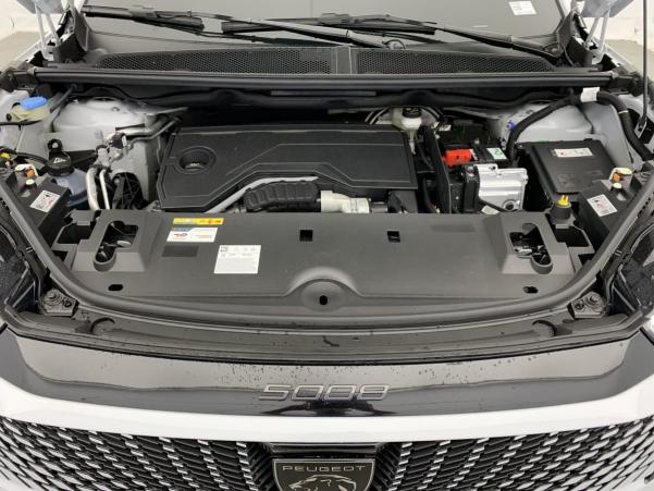 Vente en ligne Peugeot 5008 Hybrid 145 e-DCS6 Allure au prix de 34 290 €