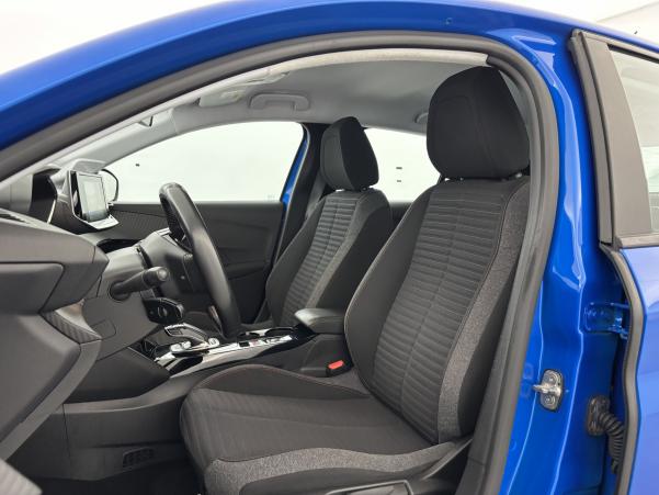 Vente en ligne Peugeot 208 e-208 136ch Active au prix de 12 990 €