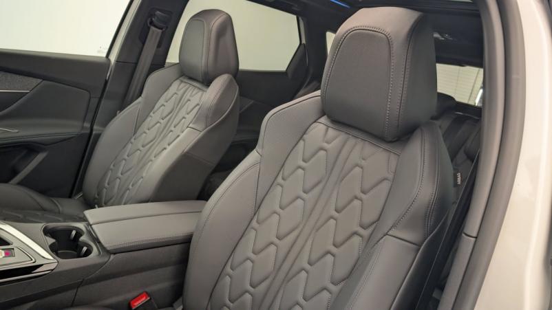 Vente en ligne Peugeot 3008 Hybrid 180 e-EAT8 Allure Pack au prix de 29 960 €
