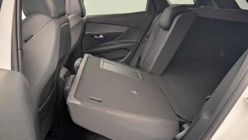 Vente en ligne Peugeot 3008 Hybrid 180 e-EAT8 Allure Pack au prix de 29 960 €