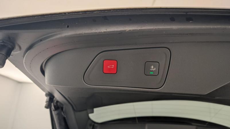 Vente en ligne Peugeot 3008 Hybrid 180 e-EAT8 Allure Pack au prix de 29 960 €