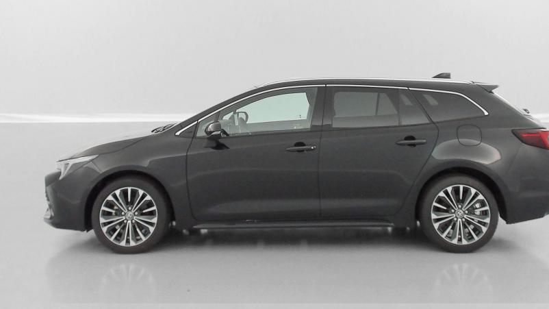 Vente en ligne Toyota Corolla Touring Sports Corolla touring sports X 1.8 Hybrid 140ch Design (Team Player) au prix de 32 000 €