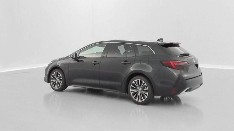 Vente en ligne Toyota Corolla Touring Sports Corolla touring sports X 1.8 Hybrid 140ch Design (Team Player) au prix de 32 000 €