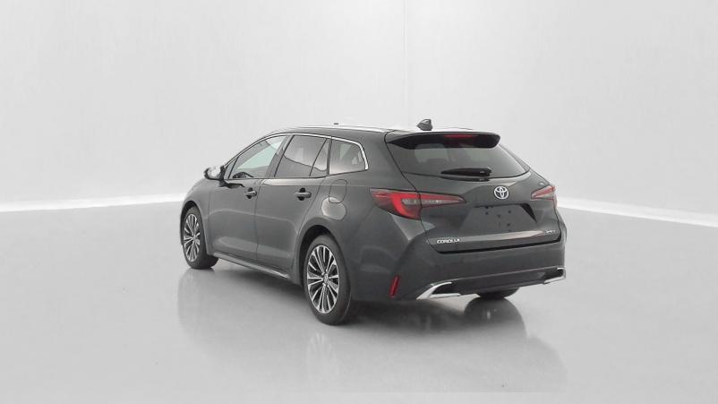 Vente en ligne Toyota Corolla Touring Sports Corolla touring sports X 1.8 Hybrid 140ch Design (Team Player) au prix de 32 000 €