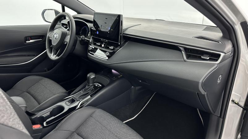 Vente en ligne Toyota Corolla Touring Sports Corolla touring sports X 1.8 Hybrid 140ch Design (Team Player) au prix de 32 000 €