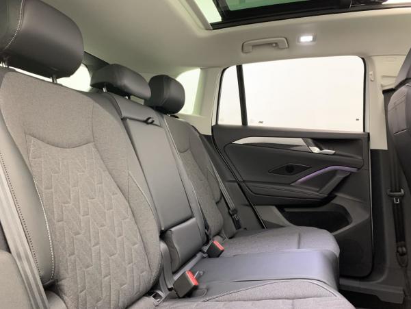 Vente en ligne Volkswagen Tiguan 1.5 eTSI 150CV DSG7 LIFE PLUS au prix de 41 700 €