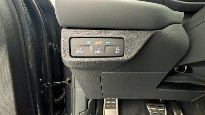 Vente en ligne Cupra Terramar 1.5 eTSI Hybrid 150 ch DSG7 V au prix de 40 670 €