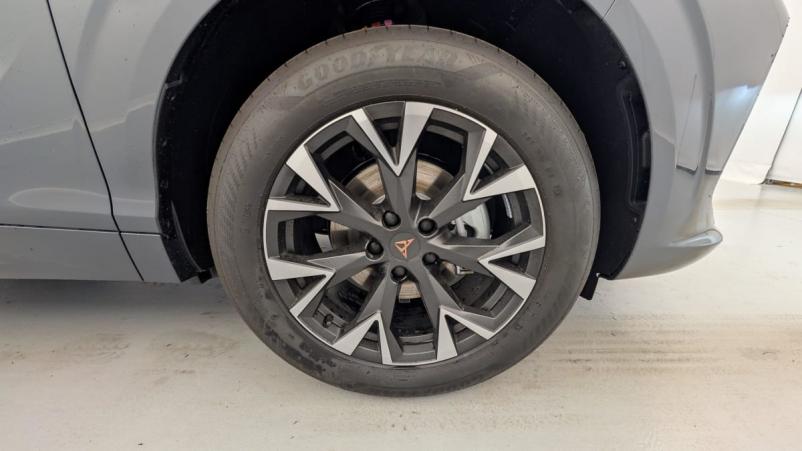 Vente en ligne Cupra Terramar 1.5 eTSI Hybrid 150 ch DSG7 V au prix de 40 670 €