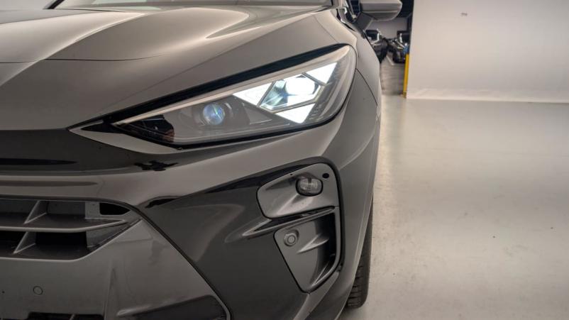 Vente en ligne Cupra Terramar 1.5 eTSI Hybrid 150 ch DSG7 V au prix de 40 670 €