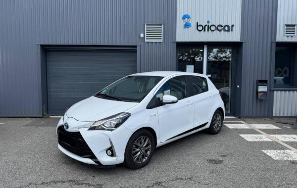Toyota Yaris 100h Dynamic 5p + GPS occasion de 2019 en vente à Rennes
