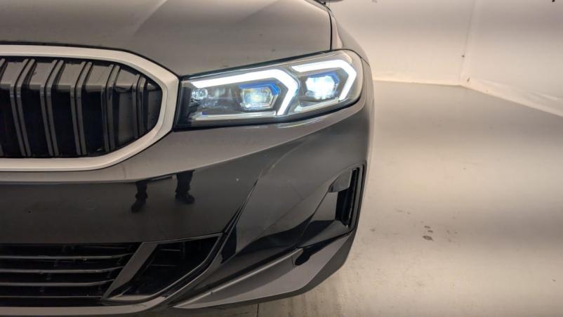Vente en ligne Bmw Série 3 Touring Touring 318i 156 ch BVA8 Business Design au prix de 37 770 €
