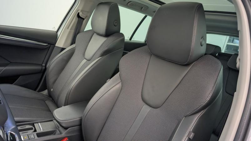 Vente en ligne Skoda Octavia Combi 1.0 TSI mHEV e-TEC 110 ch DSG7 Style au prix de 25 420 €