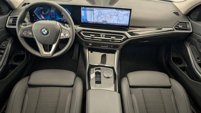 Vente en ligne Bmw Série 3 Touring Touring 318i 156 ch BVA8 Business Design au prix de 37 770 €