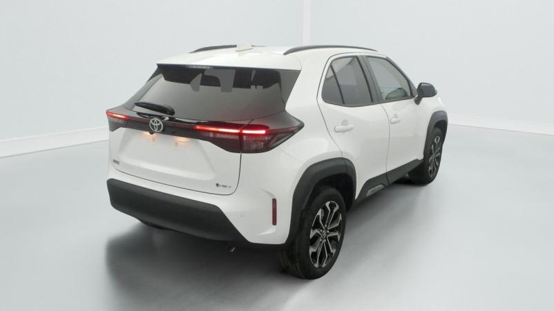 Vente en ligne Toyota Yaris Cross 130h 2WD Design au prix de 27 800 €