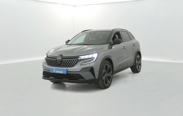 Renault Austral 1.2 E-Tech full hybrid 200ch Iconic esprit Alpine + Attelage occasion de 2023 en vente à Rennes
