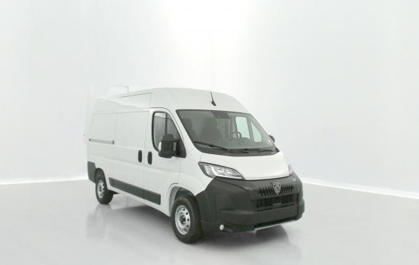 Peugeot Boxer Fourgon Boxer II L2H2 3.5 2.2 BlueHDi 140ch occasion de 2025 en vente à Rennes