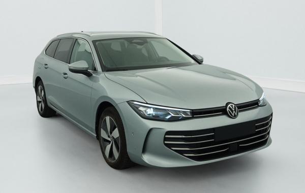 Volkswagen Passat SW 2.0 TDI EVO SCR 150 DSG7 LIFE PLUS occasion de 2024 en vente à Rennes