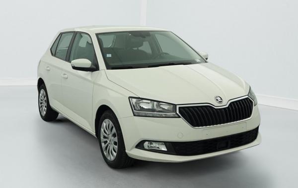 Skoda Fabia 1.0 MPI 60 CH BVM5 BUSINESS occasion de 2020 en vente à Rennes