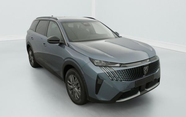Peugeot 5008 Hybrid 145 e-DCS6 Allure occasion de 2025 en vente à Rennes