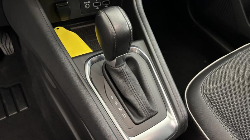 Vente en ligne Renault Captur 1.3 TCe 130ch Intens EDC + Caméra au prix de 17 990 €