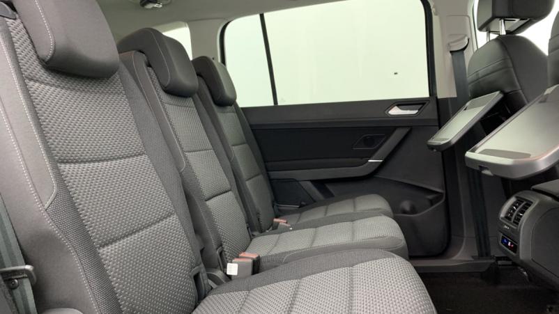 Vente en ligne Volkswagen Touran 1.5 TSI EVO 150 DSG7 7pl VW Edition au prix de 37 580 €