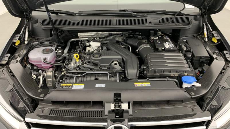 Vente en ligne Volkswagen Touran 1.5 TSI EVO 150 DSG7 7pl VW Edition au prix de 37 580 €