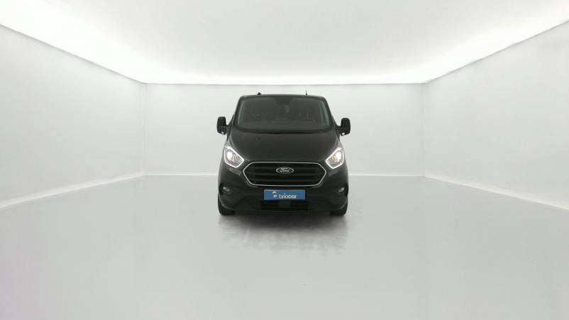 Vente en ligne Ford Transit Custom 300 L1H1 2.0 EcoBlue 130 Cabine Approfondie Limited BVA6 Suréquipé au prix de 26 990 €