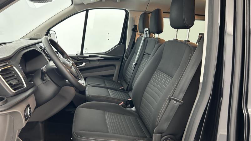 Vente en ligne Ford Transit Custom 300 L1H1 2.0 EcoBlue 130 Cabine Approfondie Limited BVA6 Suréquipé au prix de 26 990 €