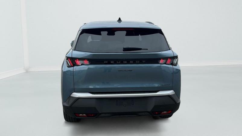 Vente en ligne Peugeot 5008 Hybrid 145 e-DCS6 Allure au prix de 33 050 €