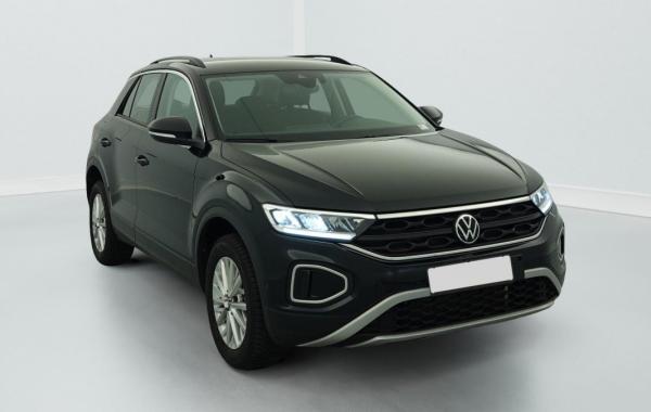 Volkswagen T-Roc 1.5 TSI EVO2 150 Start Stop BVM6 Life occasion de 2024 en vente à Rennes